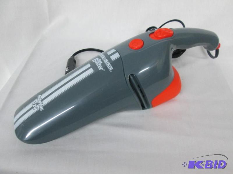 lot 29 image: Black & Decker Dustbuster 12V Auto Vac