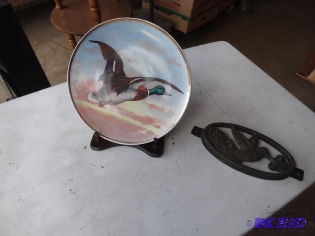 lot 147 image: Duck Collector Plate, Wall Hanging, Cast iron...