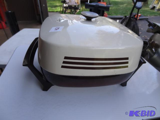lot 154 image: West Bend Electric Frying Pan...