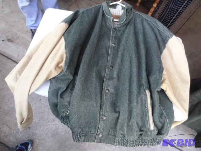 lot 205 image: International Denim Jacket XXL...