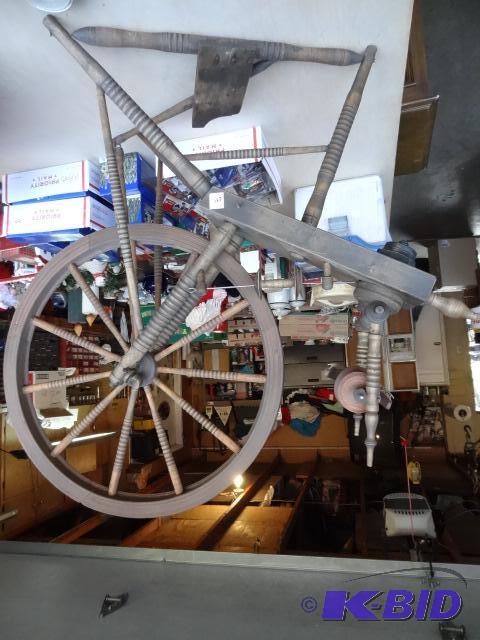 lot 231 image: Antique Spinning Wheel. Full and Functioning ...