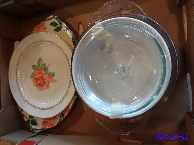 lot 307 image: Platter, Interpack, Casserole Dish, 22K Gold ...