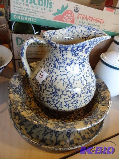 lot 311 image: Robinson Ransbottom Pitcher, Bowl and Tray...