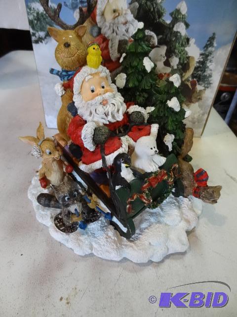 lot 361 image: Collectable Musical Santa...