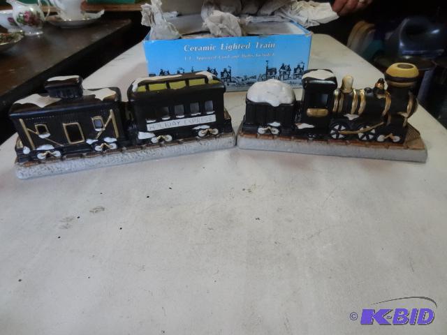 lot 362 image: Village Collectable Ceramic Lighted Train...