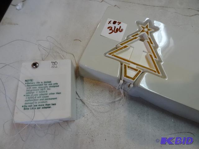 lot 366 image: Brite Lights, Lighted Village Accessory. Qty ...