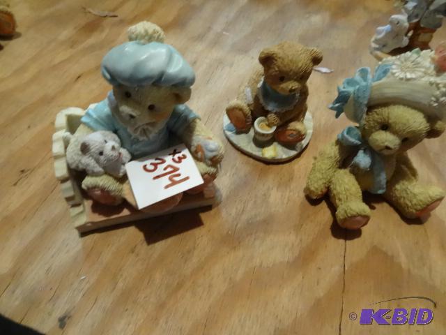 lot 374 image: 3 Cherished Teddy Figurines...