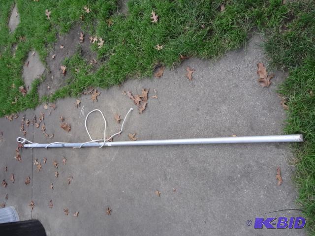 lot 45 image: Pole Tree Trimmer...
