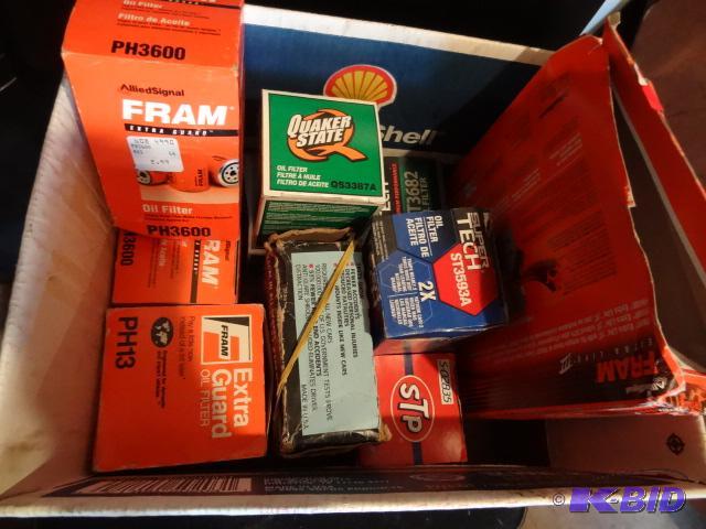 lot 52 image: Box of Misc Filters...
