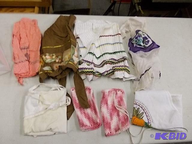 Lot Of Vintage Aprons, Dish Cloths...