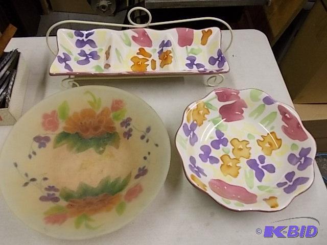 Large Glass Floral Bowl By Stiffel, Divided S...