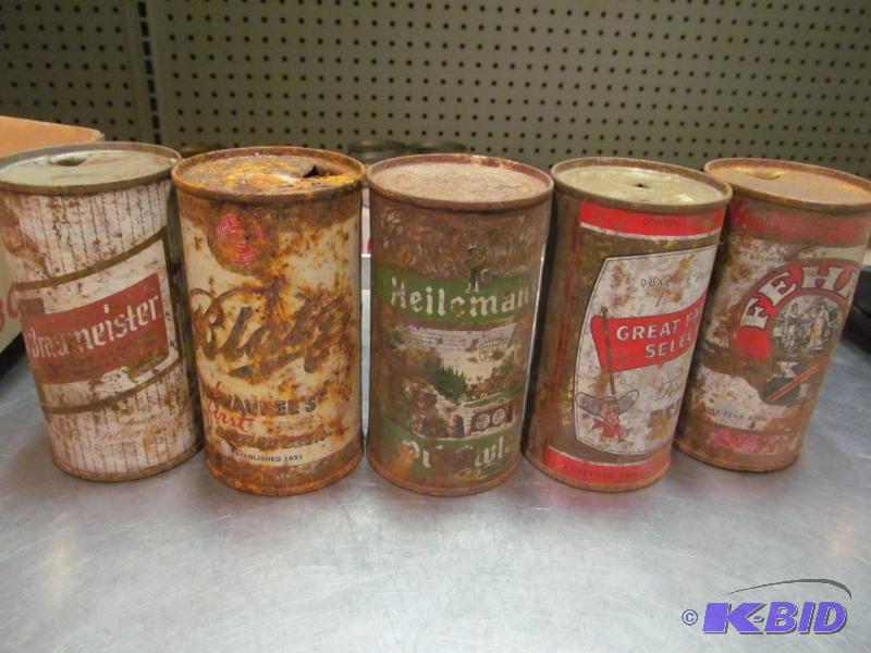lot 86 image: Lot of 5 Flat Top Dumper Collector Beer Cans