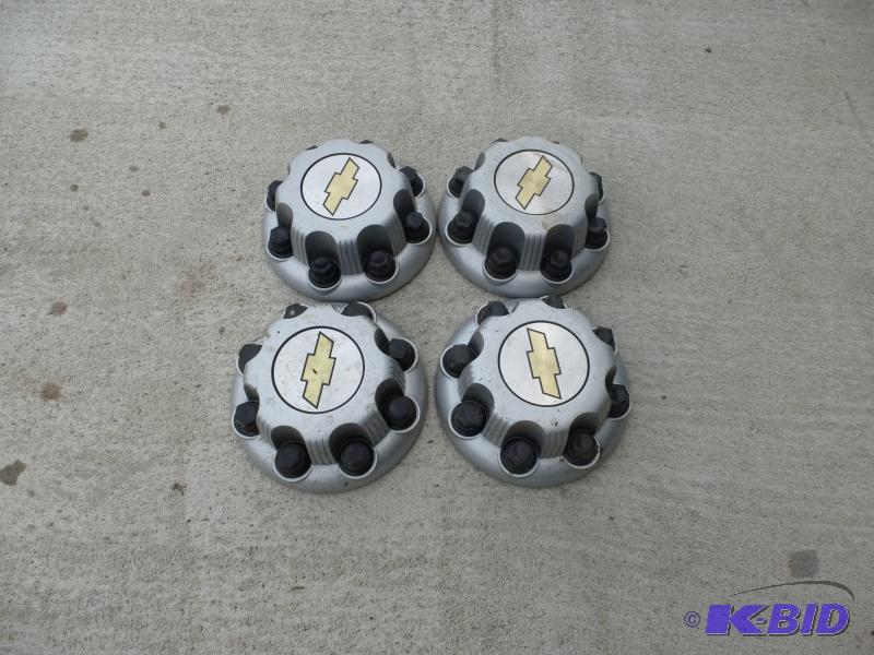 Chevy 34 ton wheel caps Set of 4 All one pr...