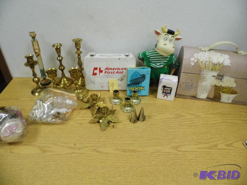 Dcor w 1st Aid