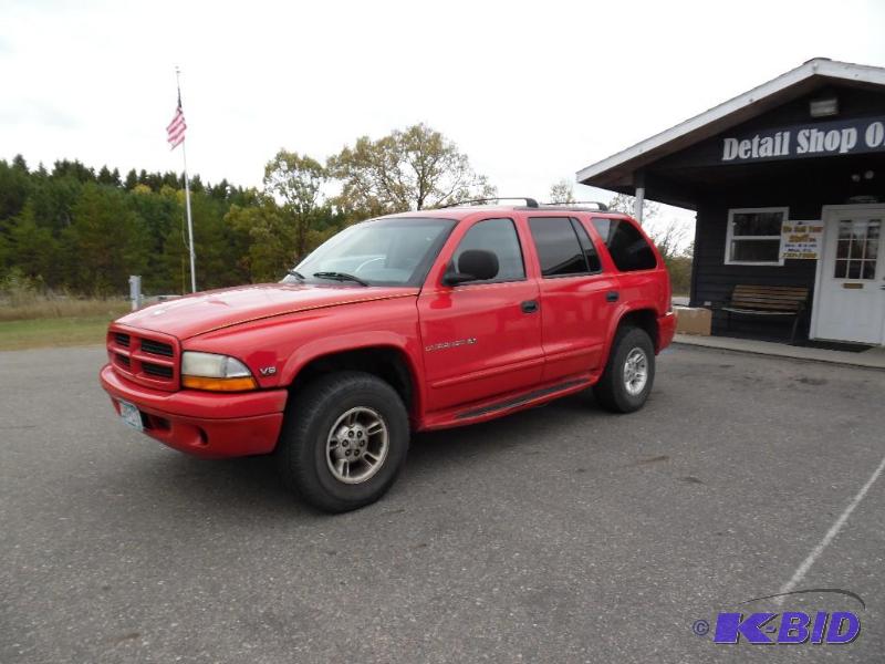 lot 1 image: 1998 Dodge Durango
