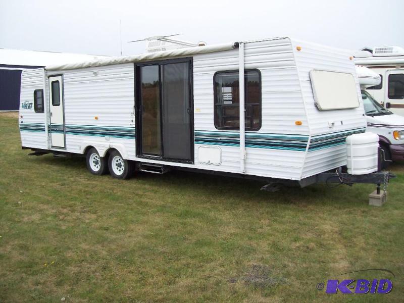 lot 3 image: 1998 Hornet Travel Trailer