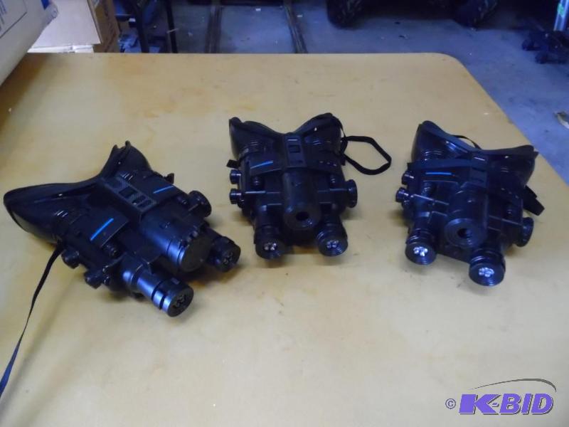 lot 6 image: Night Vision Binoculars