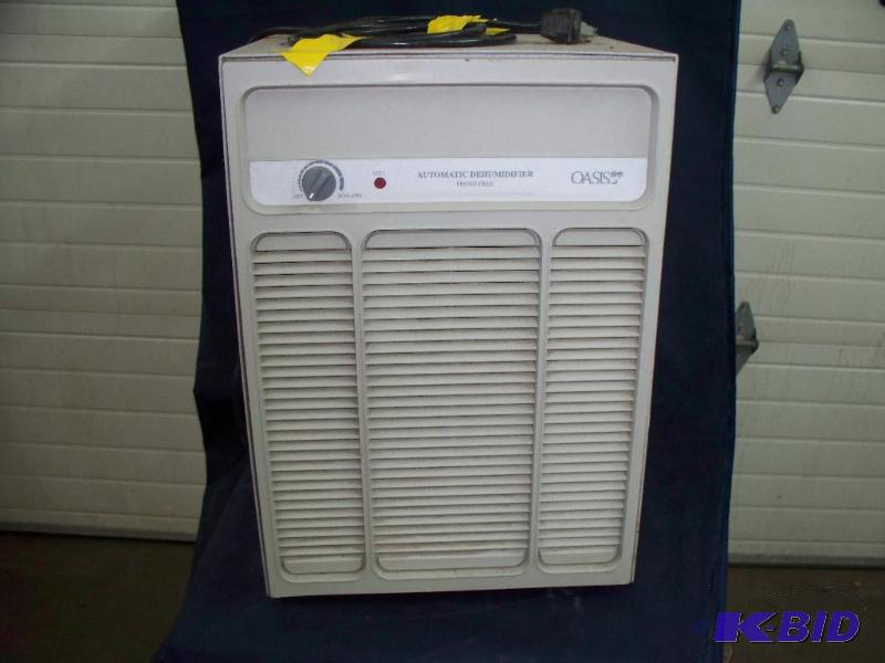 lot 108 image: Oasis Dehumidifier works...