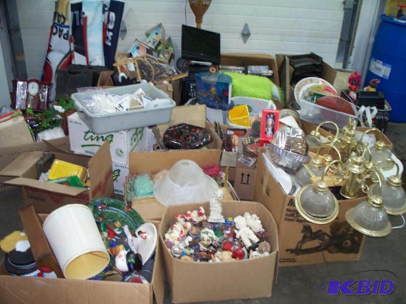 lot 11 image: This lot consists of many different items suc...