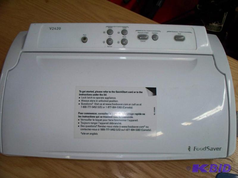 lot 28 image: Food Saver Vacuum sealer...