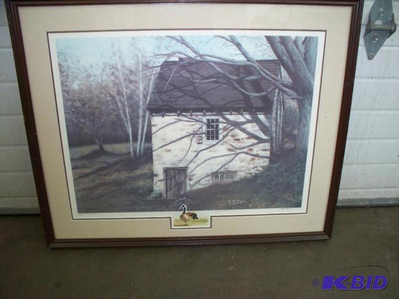 lot 38 image: 28x34 goose house picture...