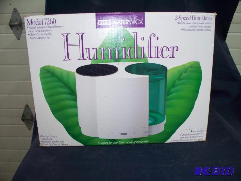 lot 72 image: Waterwick Humidifier looks new...