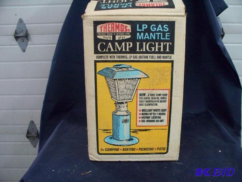 lot 91 image: Thermos LP Gas Mantle Camp Light New in box...