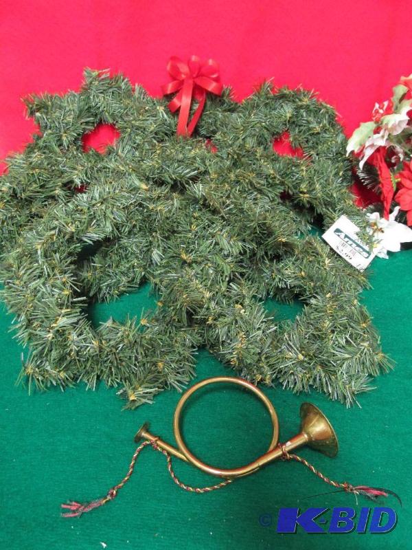 8 Wreaths for Decorating