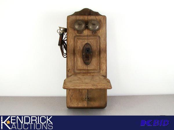 lot 1 image: Antique MN Electric Company Wall Telephone