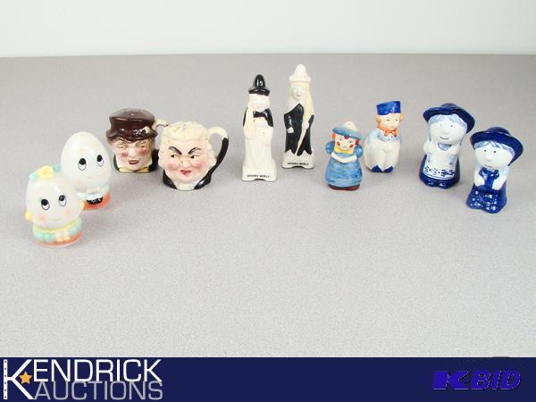 lot 112 image: 5 Sets of Vintage People Themed Salt and Pepper Shakers