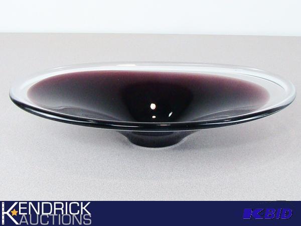 lot 138 image: Large RYD Sweden Art Glass Serving Platter