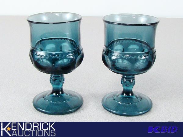 lot 181 image: 2 Blue Depression Glass Goblets