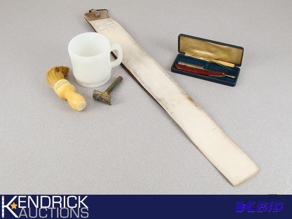 lot 8 image: Lot of Antique, and Vintage Shaving Items