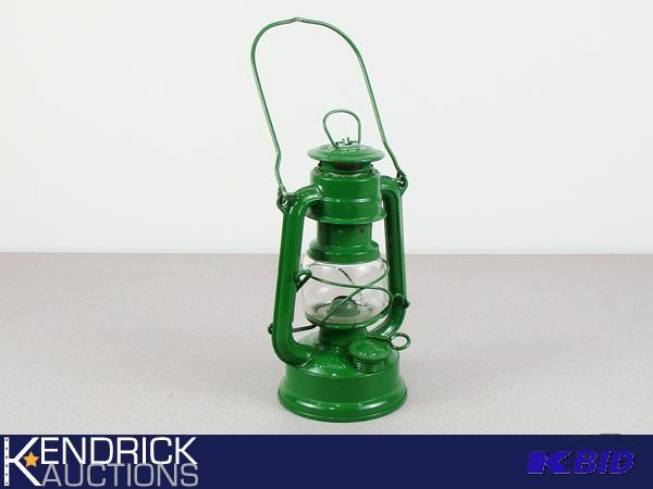 lot 84 image: Vintage W. Germany Feuerhand Super Baby Lantern #175