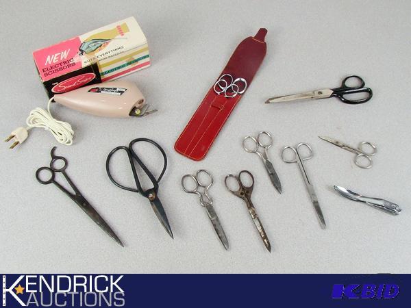 lot 9 image: Lot of Vintage Metal, and Electric Scissors