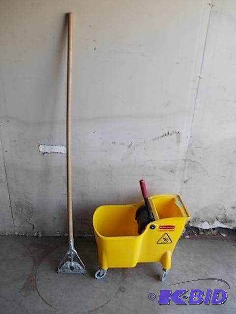 Mop Bucket &amp Mop &nbspHandle...