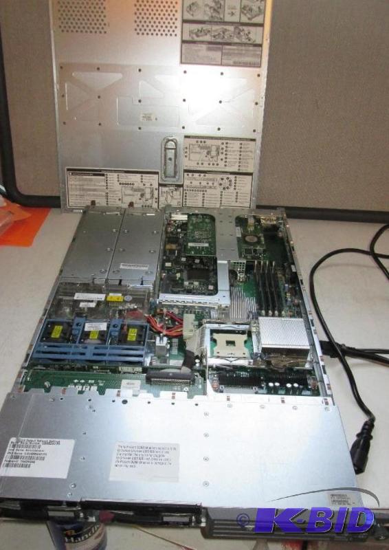 lot 15 image: HP ProLiant DL360G4 Smart Array 6i Controll...