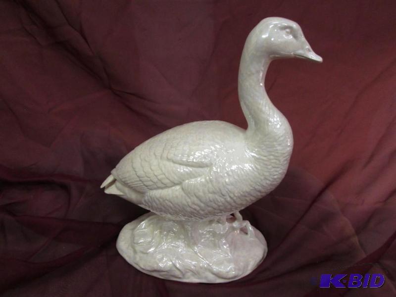 lot 124 image: Goose, says Tolppis Mud Hunt, Hamburg, Minn ...