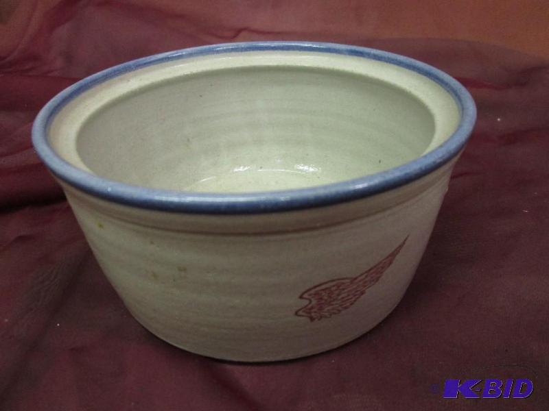 lot 157 image: Nice Redwing crock, 5.5...