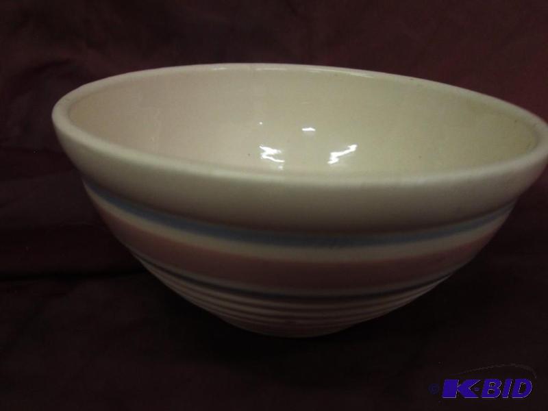 lot 159 image: Oven Proof USA bowl, 8...