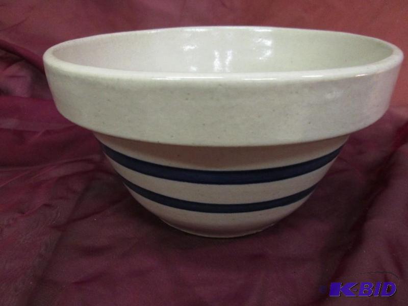 lot 183 image: Roseville 7 1.5 qt mixing bowl...
