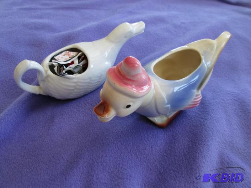 lot 221 image: Duck creamer from Sweeden and a goose creamer...