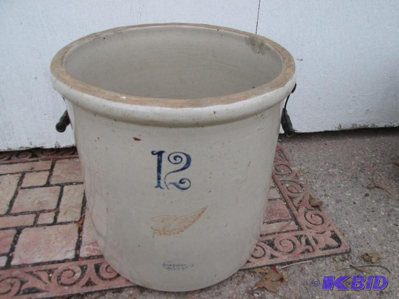 lot 29 image: Redwing Union Stoneware #12 crock, 18" t...