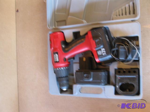 lot 43 image: Tool Shop 12 V cordless drill, charger, 2 bat...