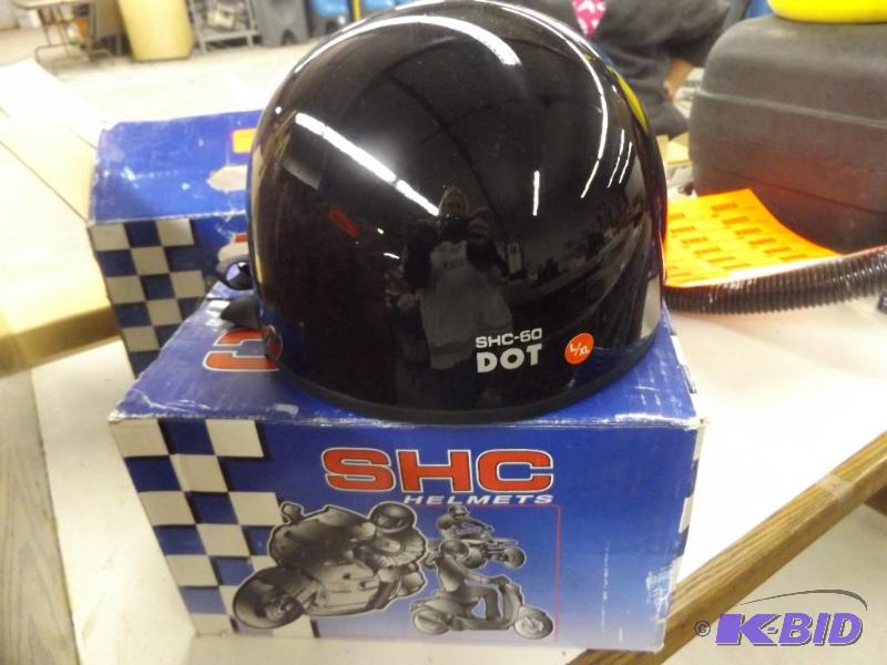 lot 251 image: SCH Helmet LXL...