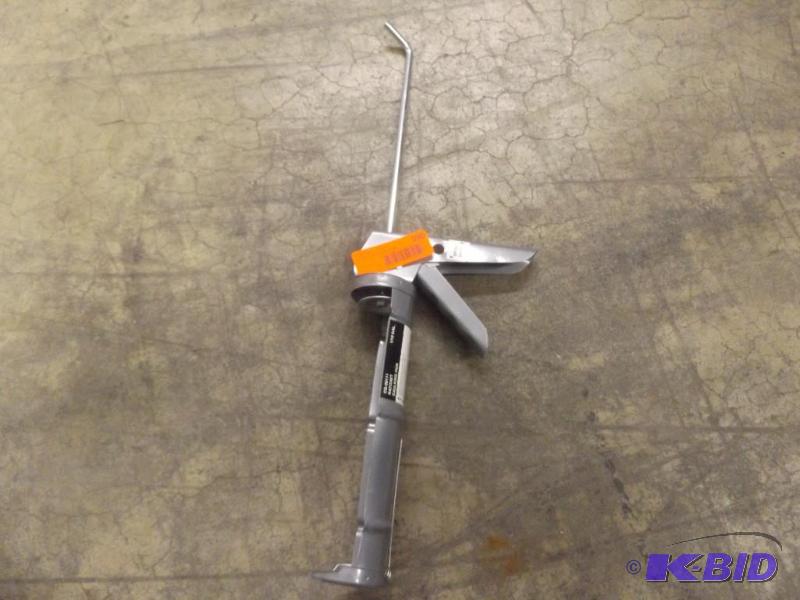 lot 290 image: Caulking gun...