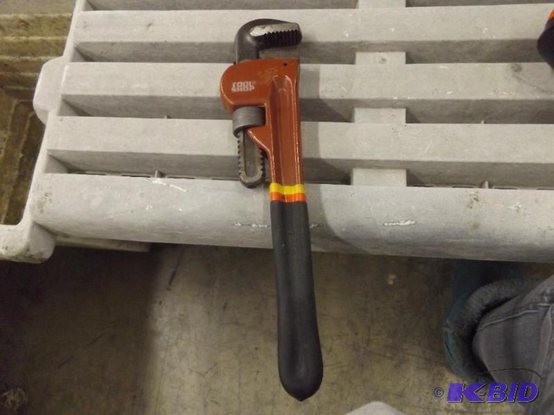 lot 293 image: Tool Shop 14 Pipe wrench...