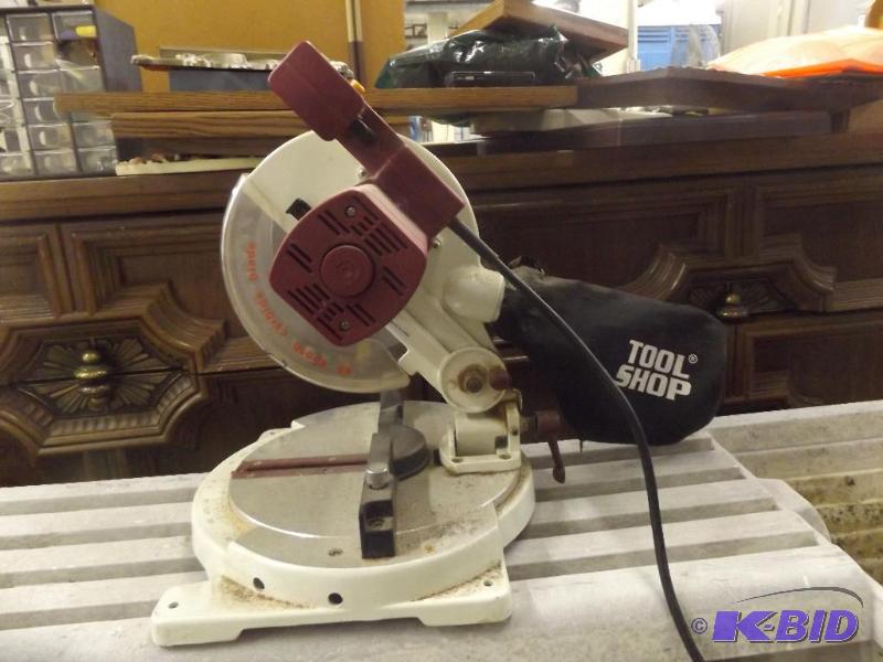 lot 303 image: Tool Shop 8 14 Mitre Saw...
