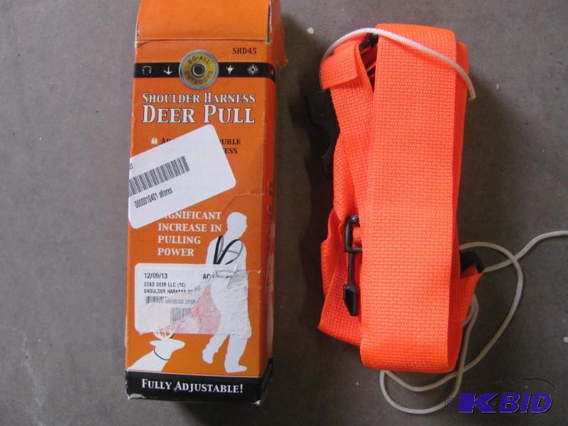 lot 42 image: This NEW (in original box) Shoulder Harness D...