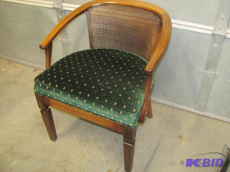 lot 76 image: Heres another neat Wood Chair with curved ar...